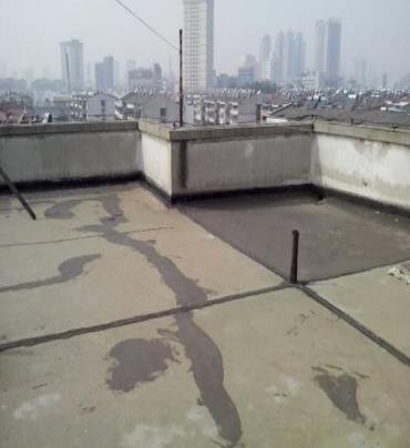 游仙漏水维修 楼顶漏水是什么原因，楼顶漏水维修方法是什么?
